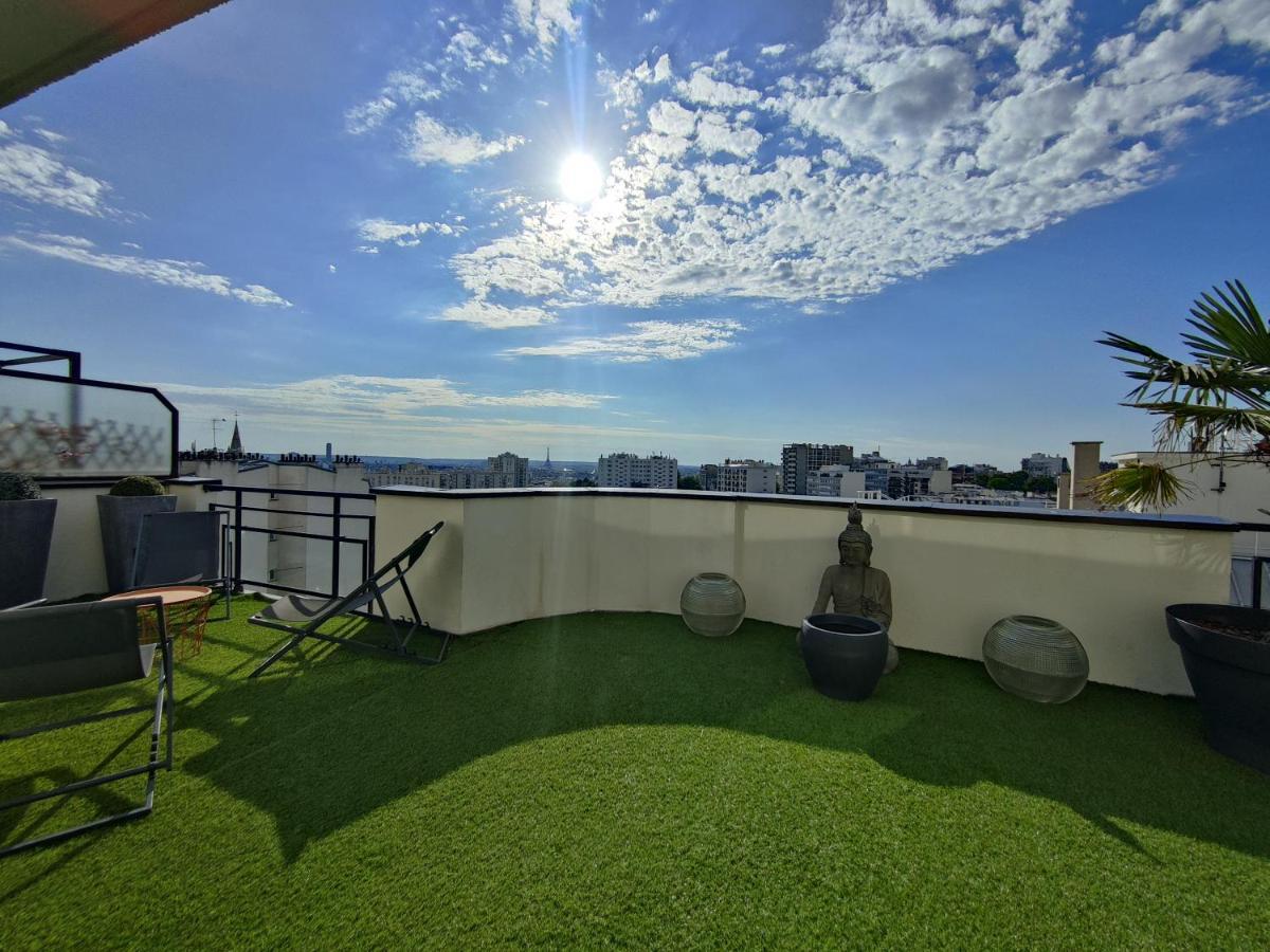 Appartement D'exception 20eme, Terrasse De 45m2, Vue Sur La Tour Eiffel Paris